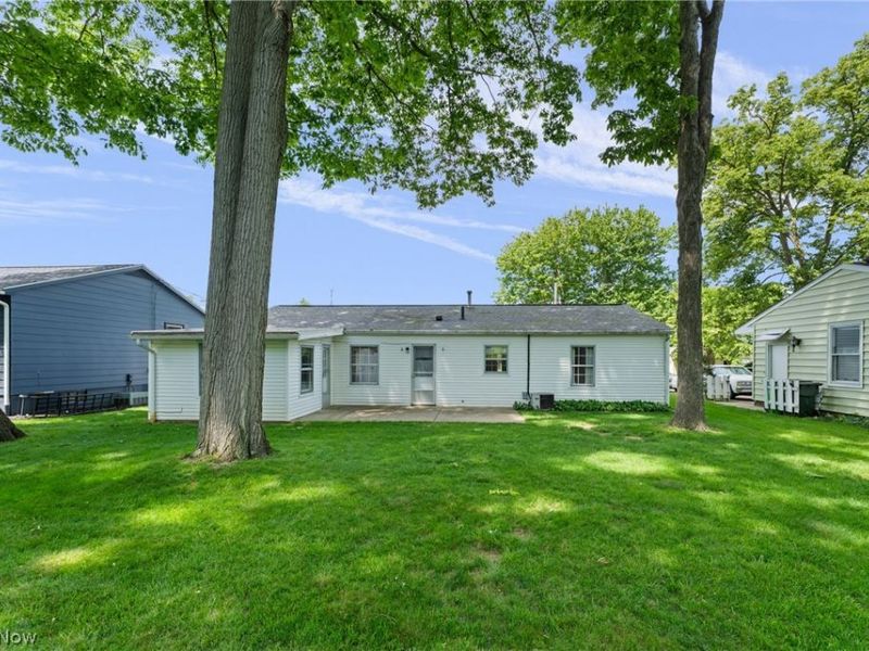 2610 Center Avenue , Alliance, OH 44601 Photo 11