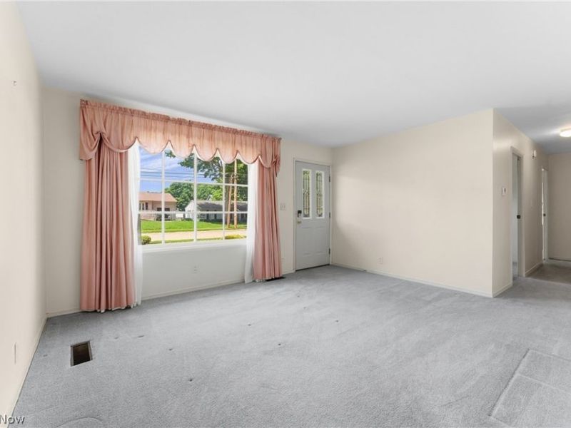 2610 Center Avenue , Alliance, OH 44601 Photo 14
