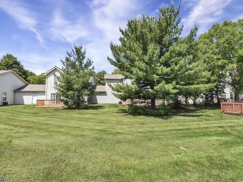 6804 Meadow Lane , Middleburg Heights, OH 44130 Photo 6