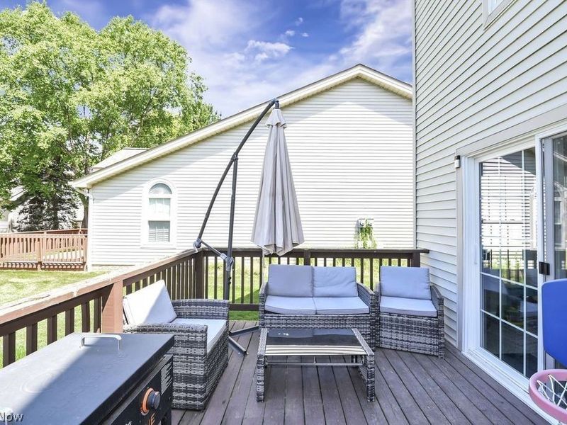 6804 Meadow Lane , Middleburg Heights, OH 44130 Photo 7