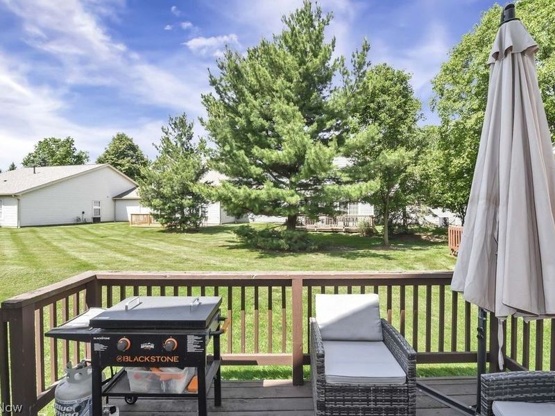 6804 Meadow Lane , Middleburg Heights, OH 44130 Photo 8