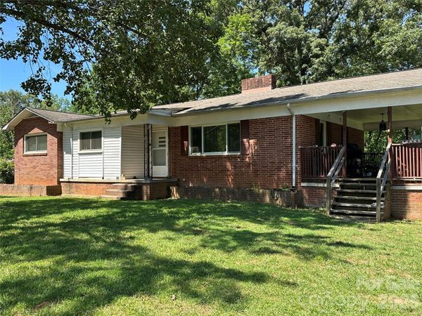 2939 Links Drive, Granite Falls, NC 28630