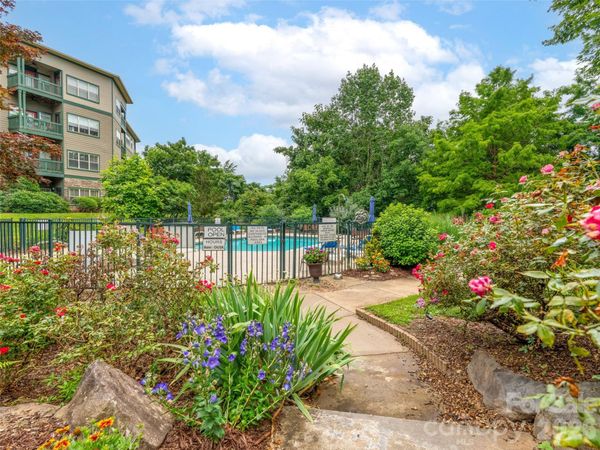 9 Kenilworth Knoll, Unit 108, Asheville, NC 28805