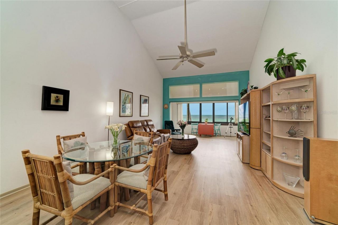 1007 Gulf Drive N, Unit 208, Bradenton Beach, FL 34217 Photo
