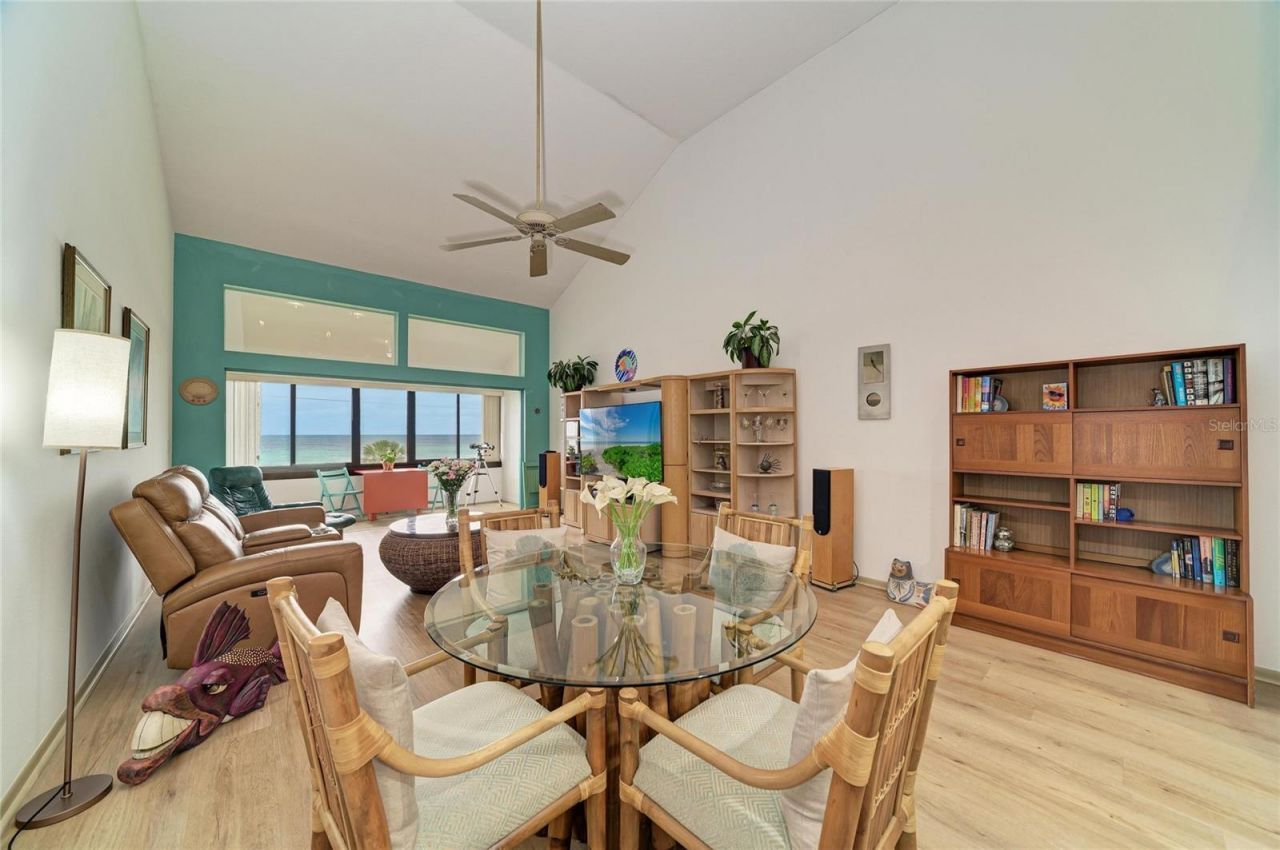 1007 Gulf Drive N, Unit 208, Bradenton Beach, FL 34217 Photo