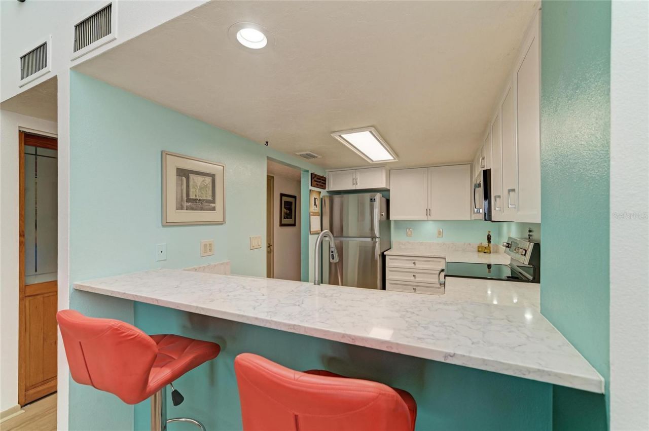 1007 Gulf Drive N, Unit 208, Bradenton Beach, FL 34217 Photo