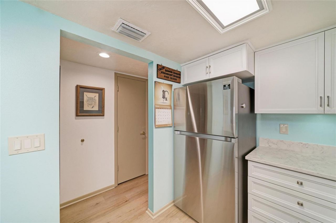 1007 Gulf Drive N, Unit 208, Bradenton Beach, FL 34217 Photo