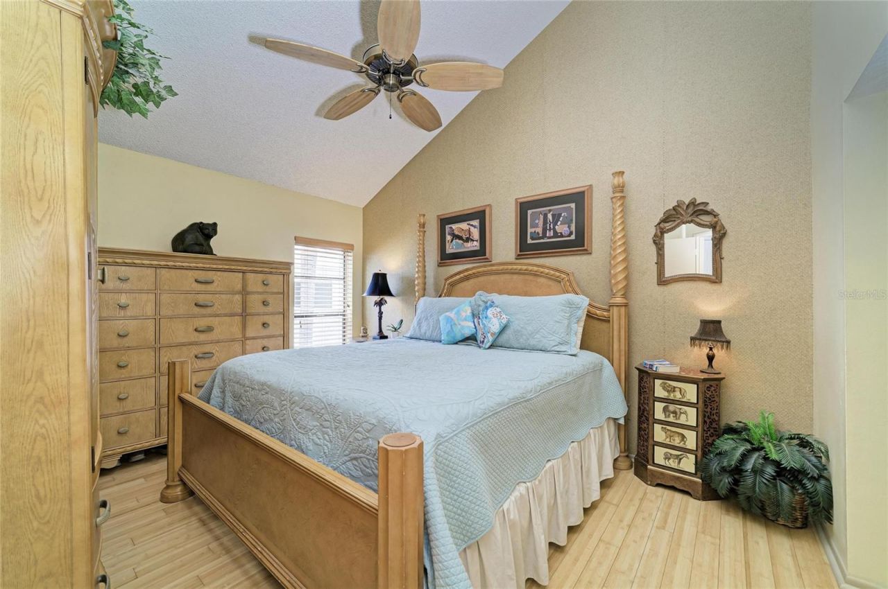 1007 Gulf Drive N, Unit 208, Bradenton Beach, FL 34217 Photo