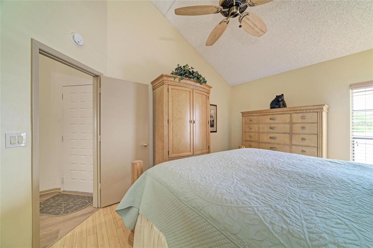 1007 Gulf Drive N, Unit 208, Bradenton Beach, FL 34217 Photo