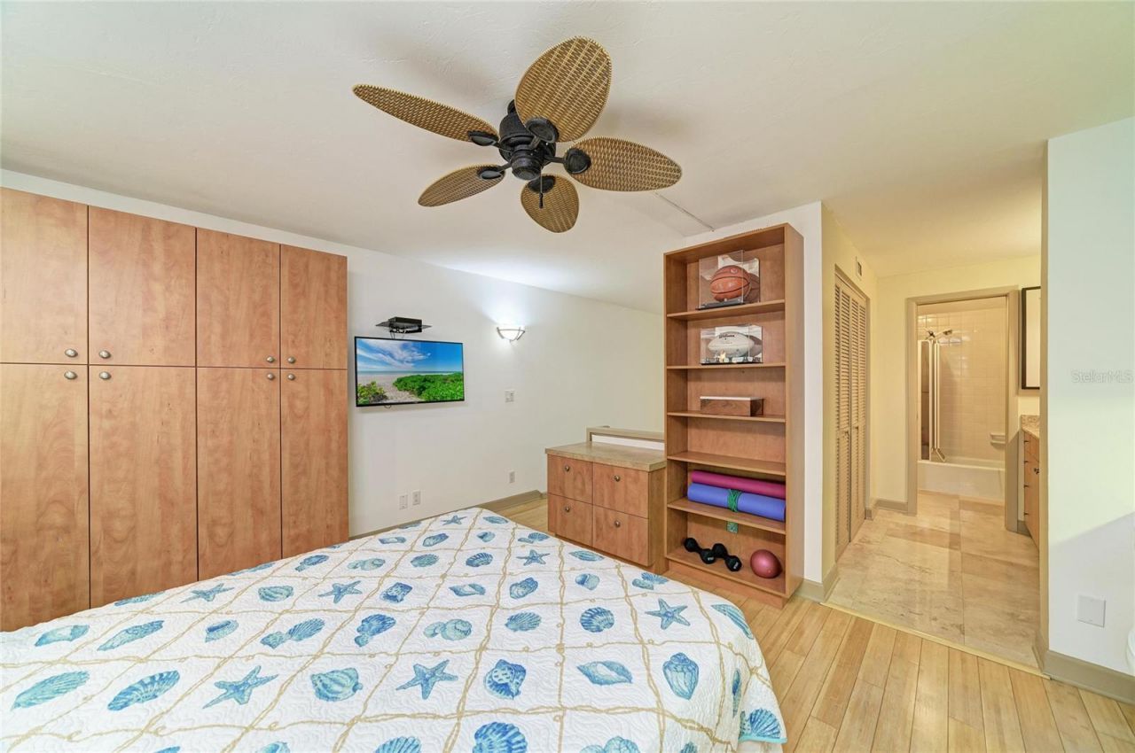 1007 Gulf Drive N, Unit 208, Bradenton Beach, FL 34217 Photo