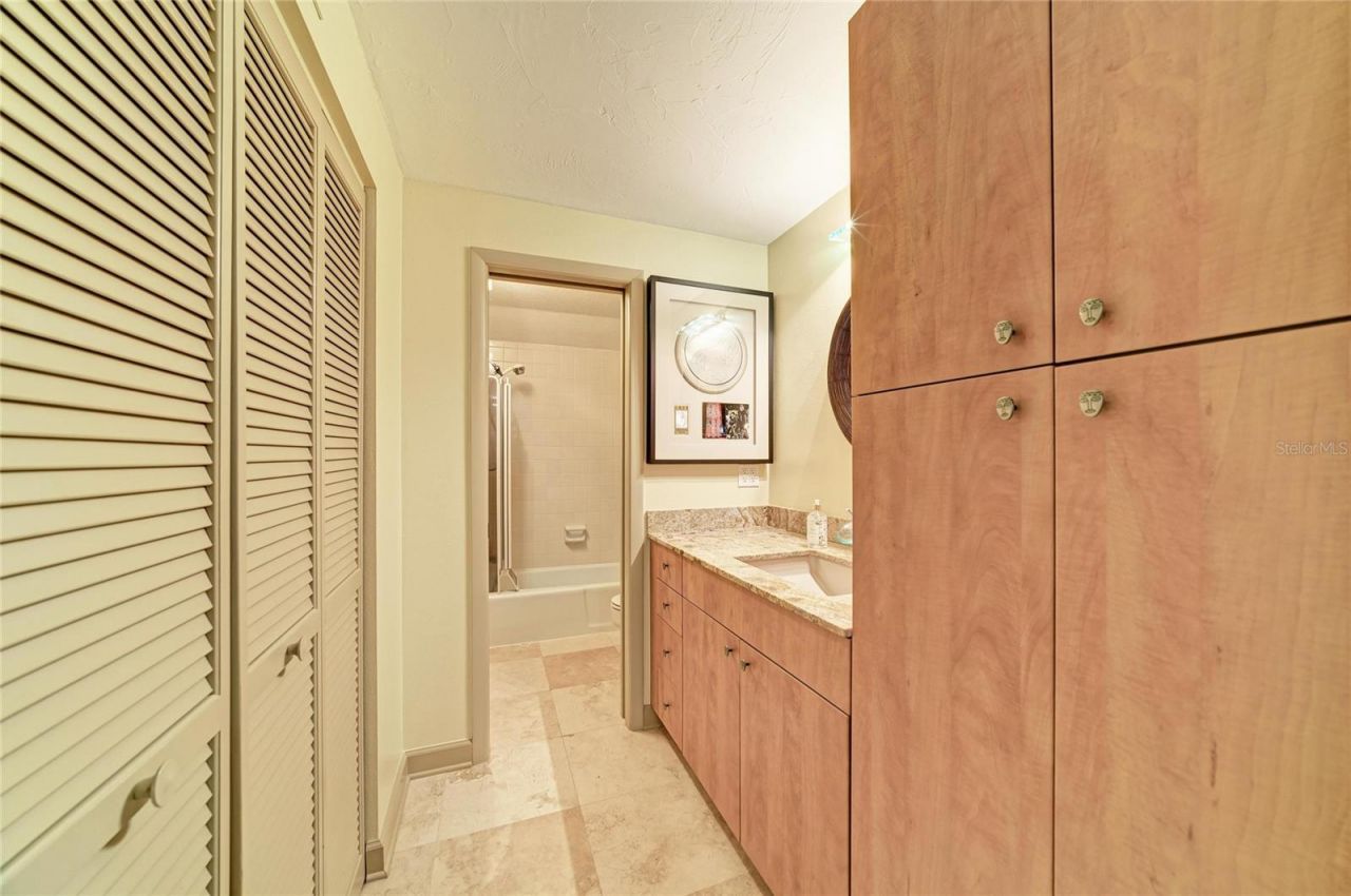 1007 Gulf Drive N, Unit 208, Bradenton Beach, FL 34217 Photo