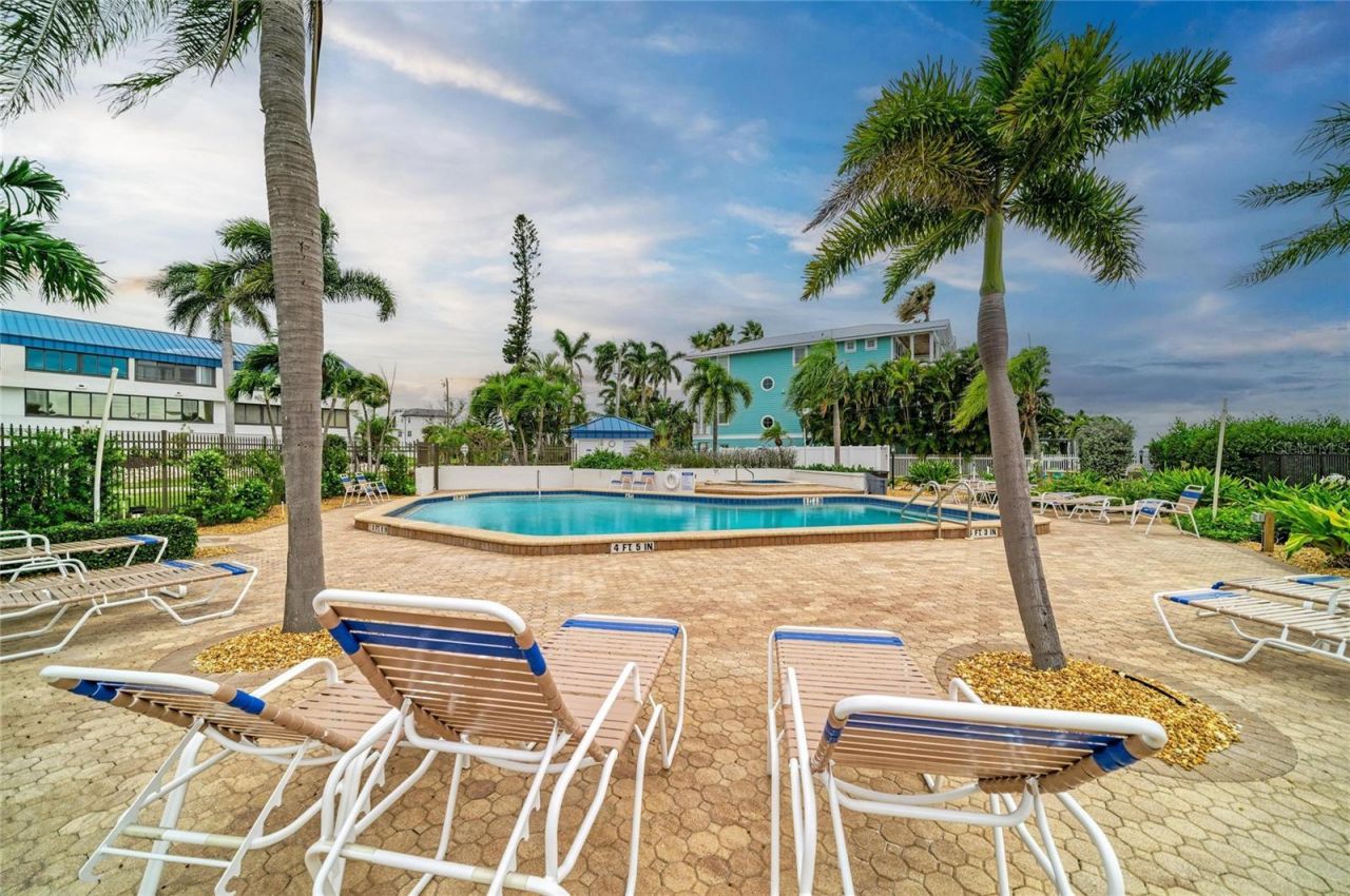 1007 Gulf Drive N, Unit 208, Bradenton Beach, FL 34217 Photo