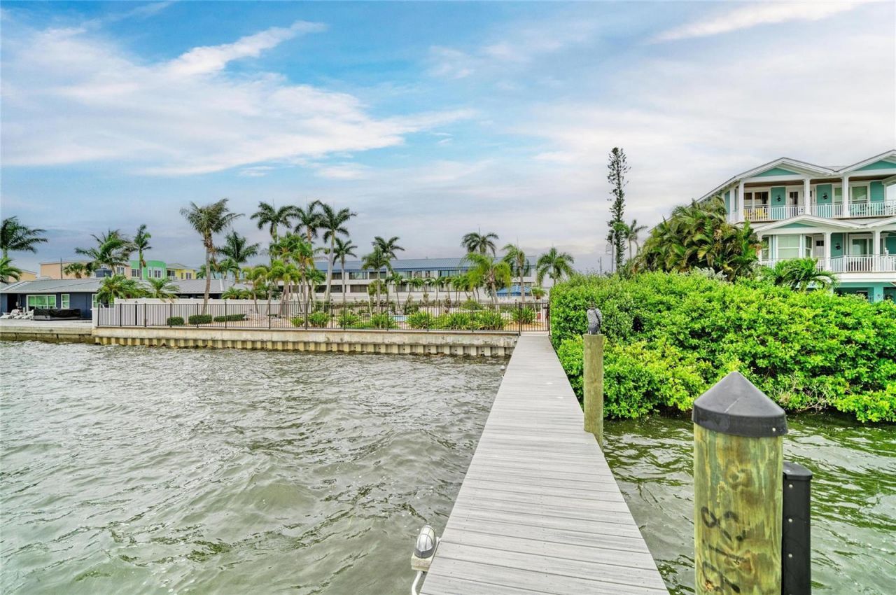 1007 Gulf Drive N, Unit 208, Bradenton Beach, FL 34217 Photo