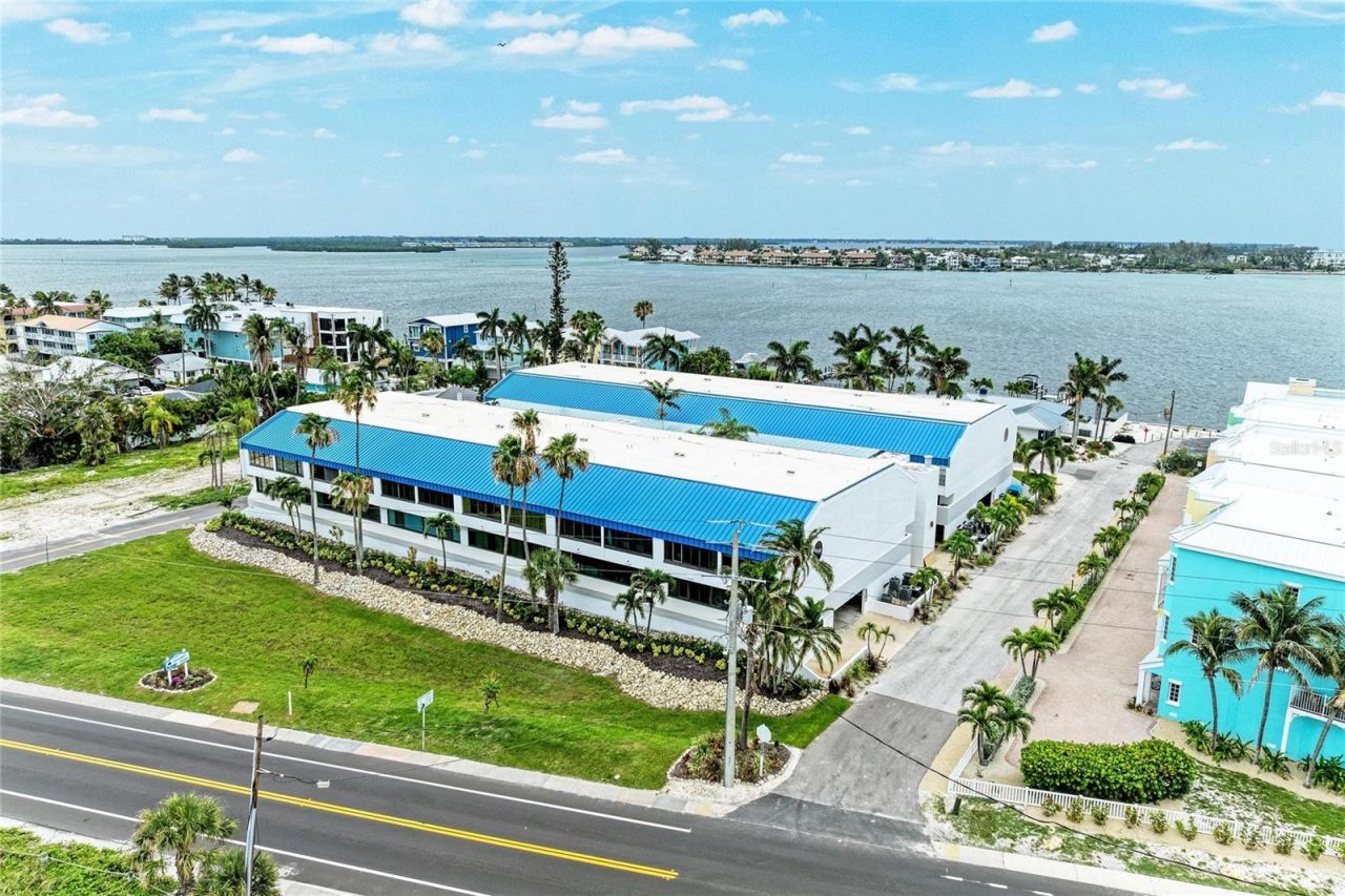 1007 Gulf Drive N, Unit 208, Bradenton Beach, FL 34217 Photo
