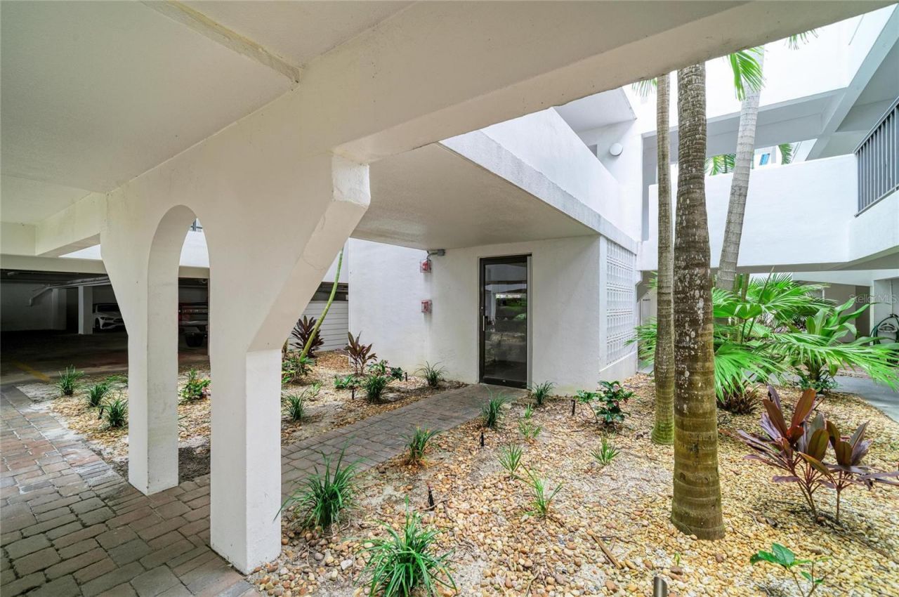 1007 Gulf Drive N, Unit 208, Bradenton Beach, FL 34217 Photo