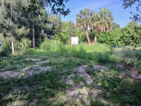 5497 MAZE DRIVE , PUNTA GORDA, FL 33982