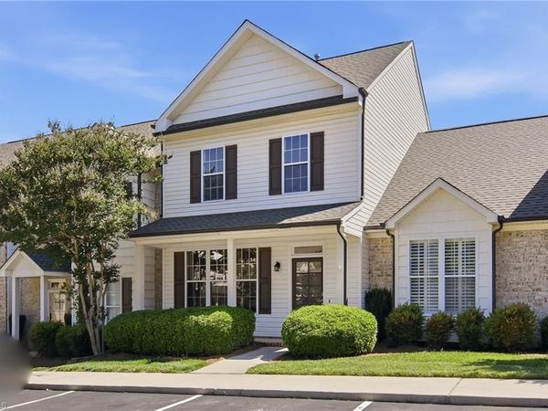 17 Abelia Court , Greensboro, NC 27455