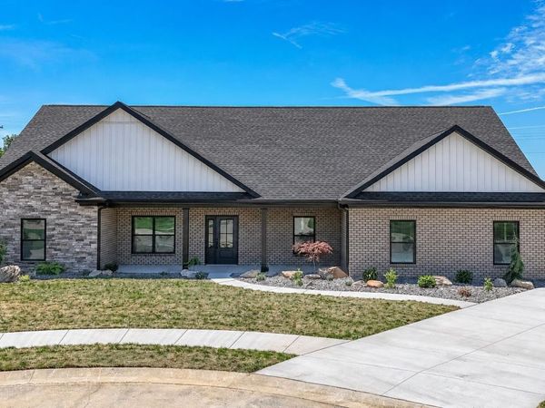 18310 Whitfield Court, Evansville, IN 47725