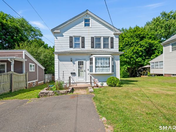 5 Wall , Cromwell, CT 06416