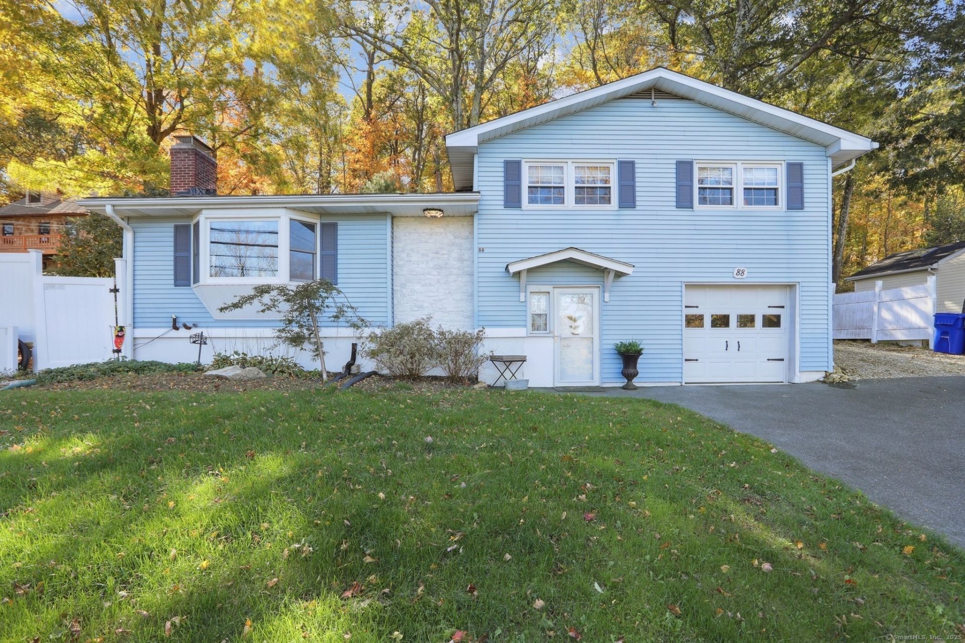 88 South King, Danbury, CT 06811 Main Photo