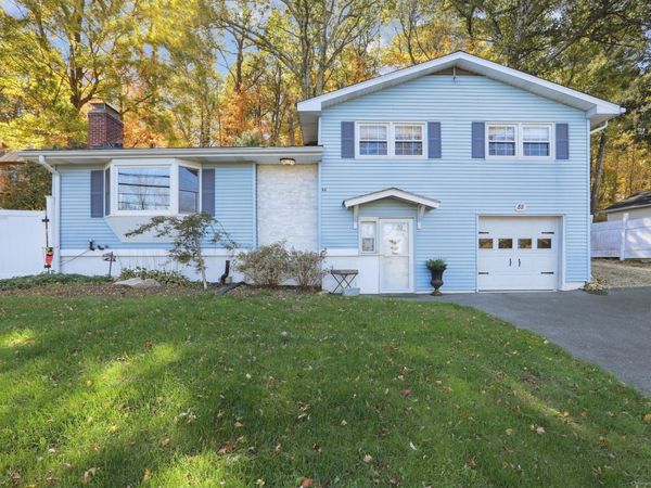 88 South King , Danbury, CT 06811