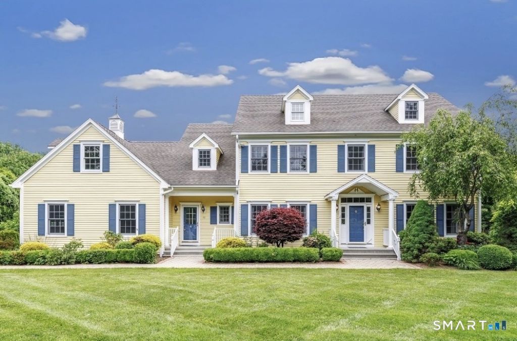 16 Blue Spruce, Monroe, CT 06468 Main Photo