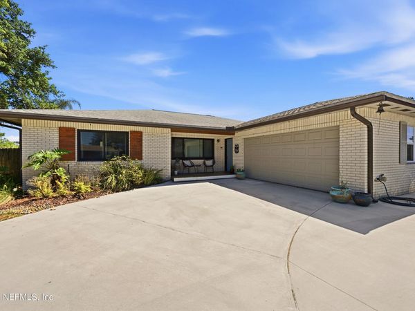5 TARPON Road E, Ponte Vedra Beach, FL 32082