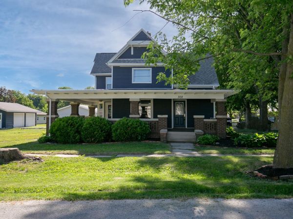 302 S WASHINGTON Street, Joy, IL 61260