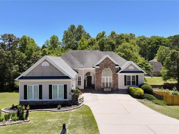 310 Oscar Way , Dallas, GA 30132