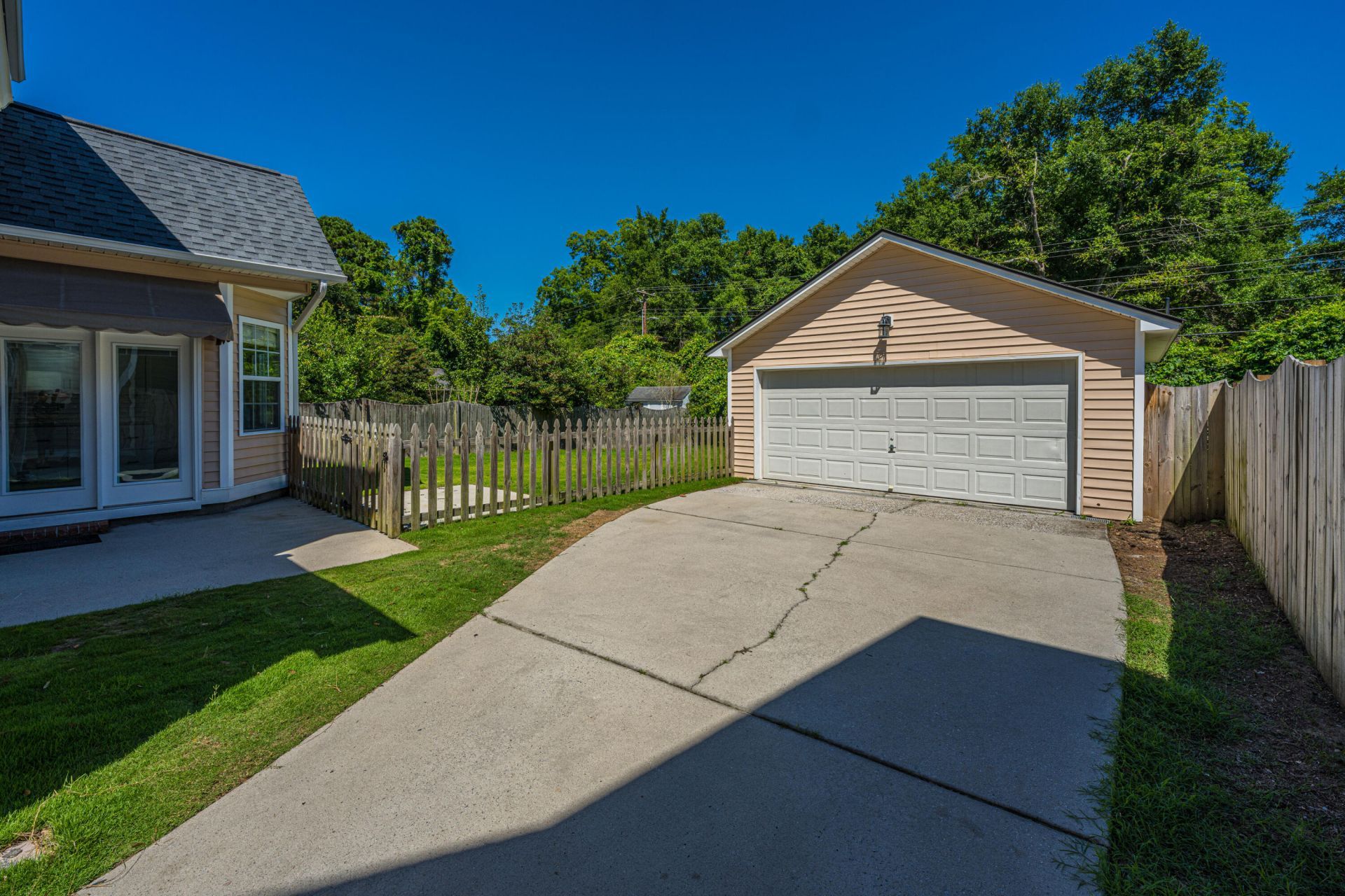 1423 Swamp Fox Lane Photo 21