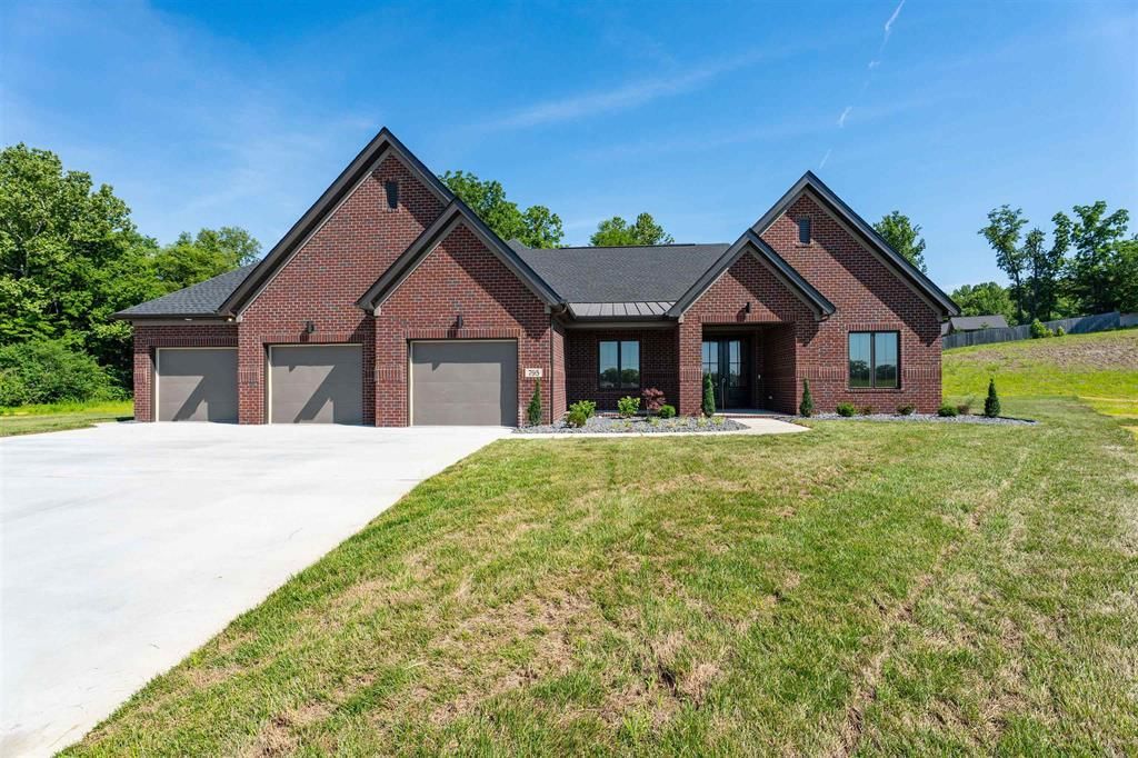 795 Alabaster Ct, Owensboro, KY 42301 Main Photo