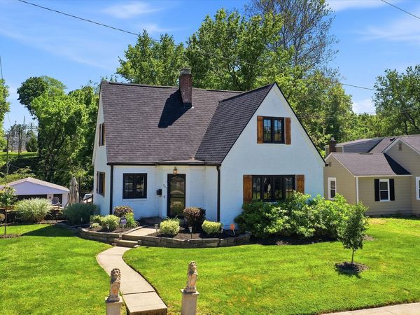 207 E Poplar Street, Danville, IN 46122
