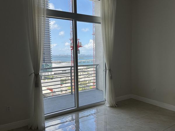 234 NE 3rd Street, Unit Uph06, Miami, FL 33132