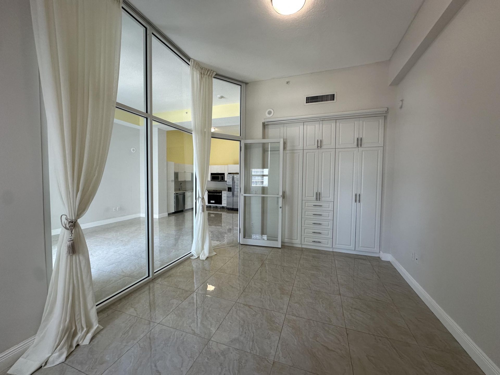 234 NE 3rd Street, Unit Uph06, Miami, FL 33132 Photo
