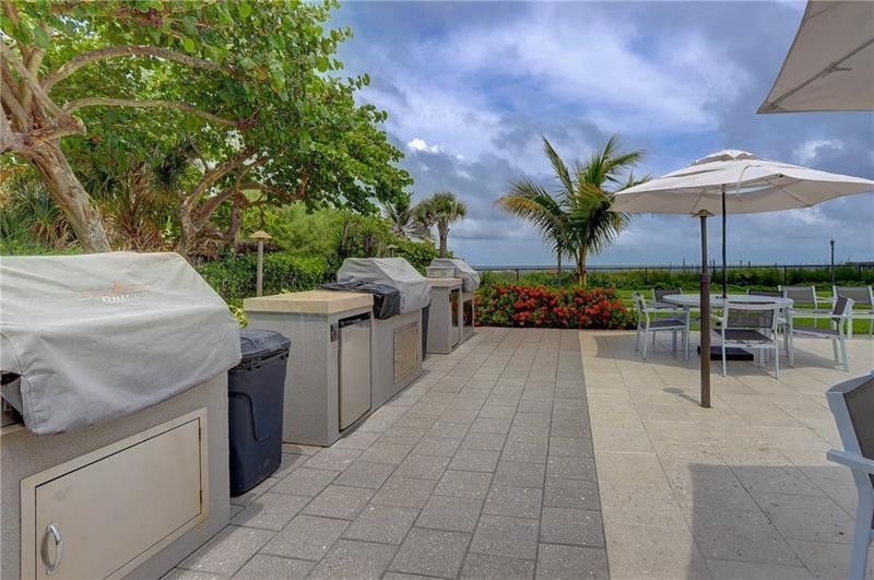 333 NE 21st Avenue, Unit 900, Deerfield Beach, FL 33441 Photo