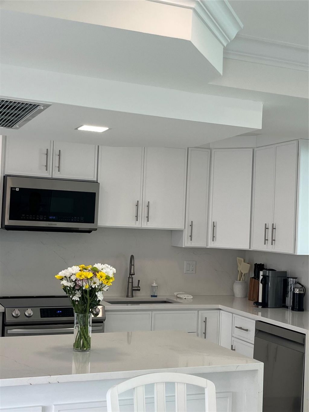 333 NE 21st Avenue, Unit 900, Deerfield Beach, FL 33441 Photo