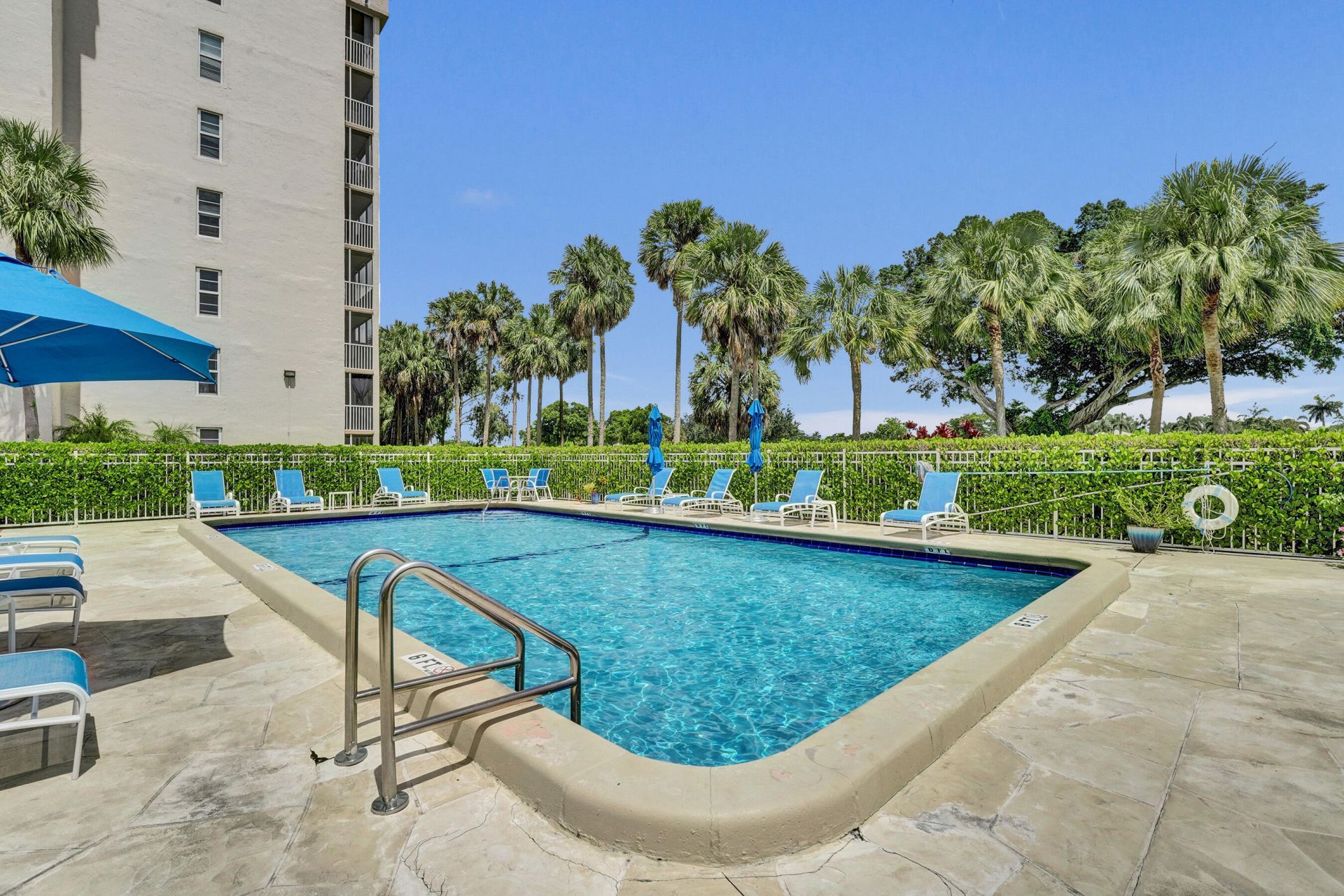 200 Jacaranda Country Club Drive, Unit 1b, Plantation, FL 33324 Photo
