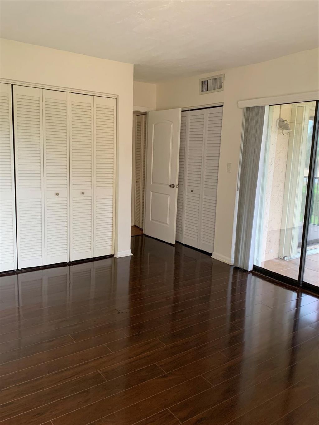 200 Jacaranda Country Club Drive, Unit 1b, Plantation, FL 33324 Photo
