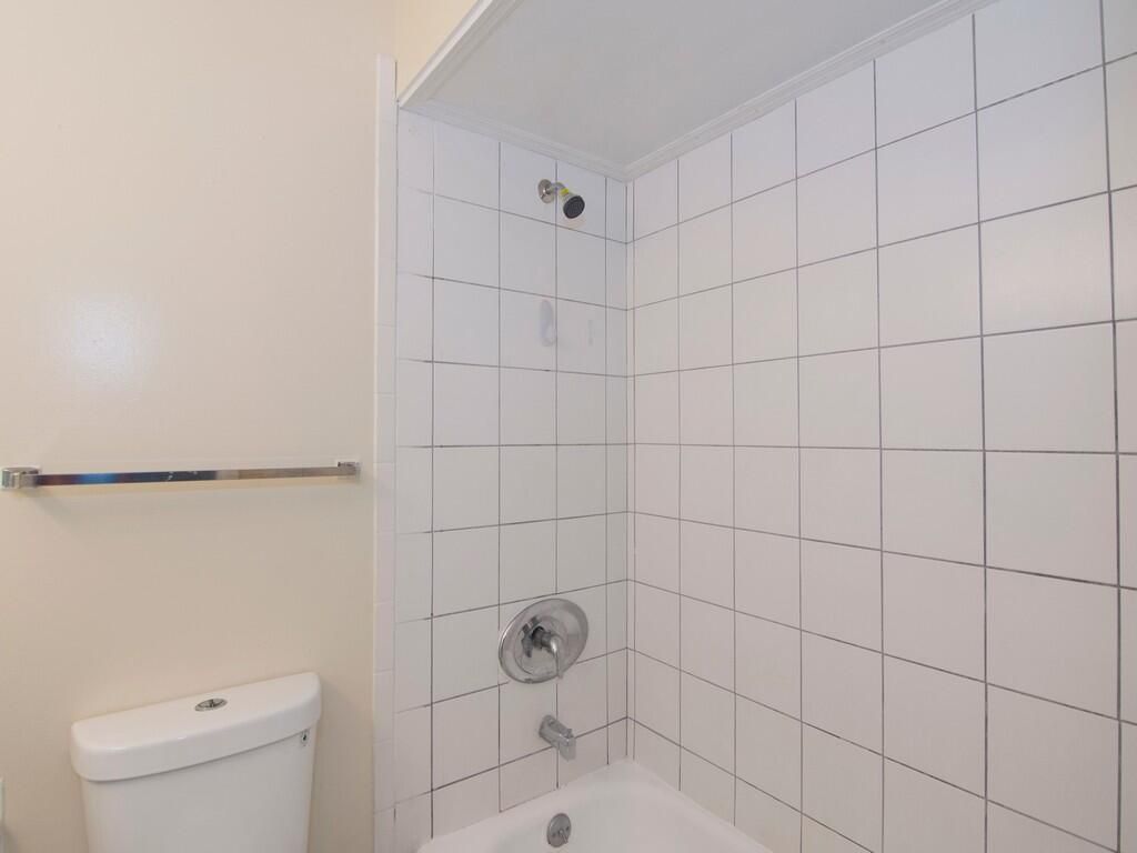 650 SE Evergreen Terrace, Port Saint Lucie, FL 34983 Photo