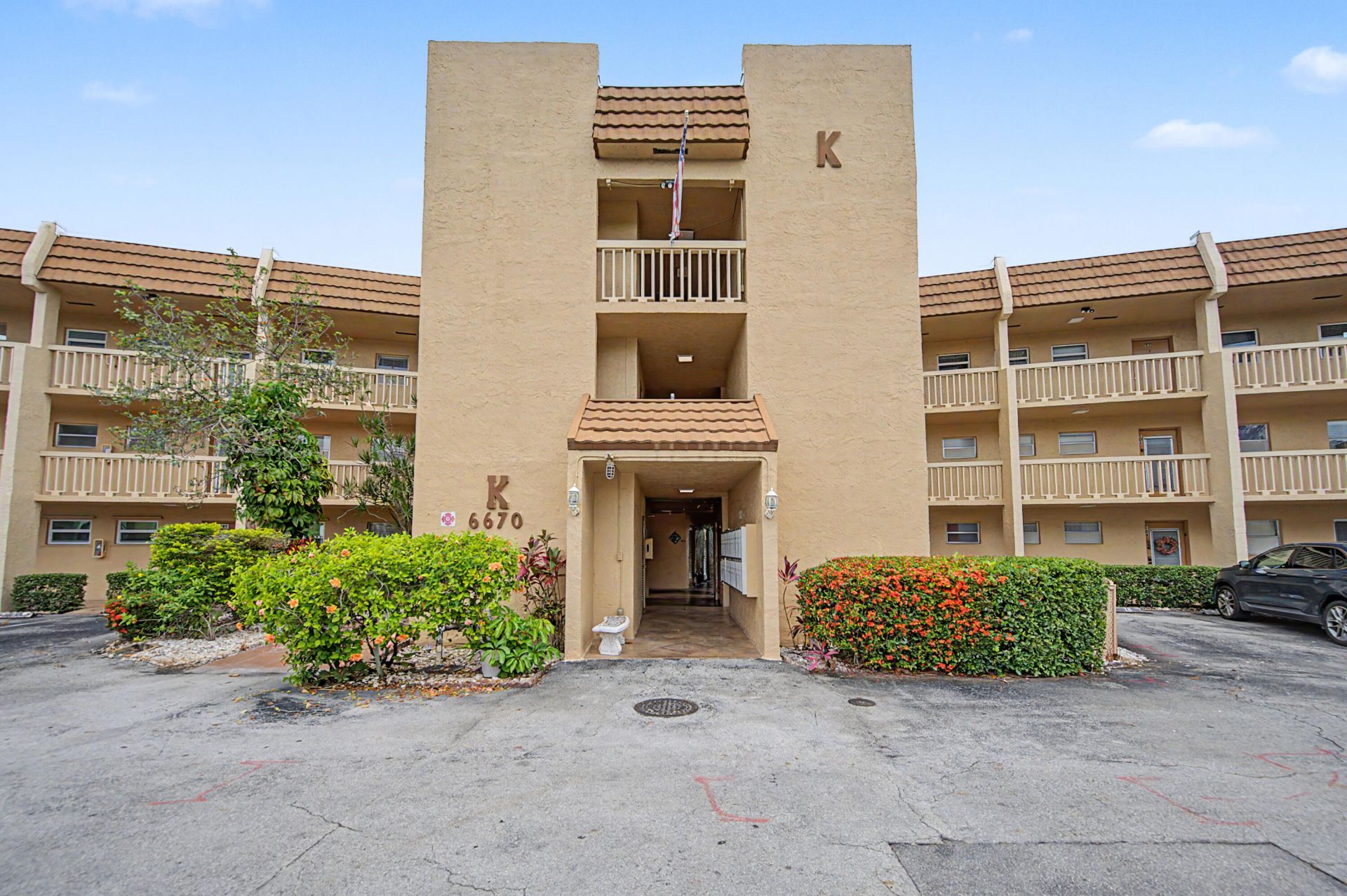 6670 Royal Palm Boulevard, Unit 314k, Margate, FL 33063 Photo