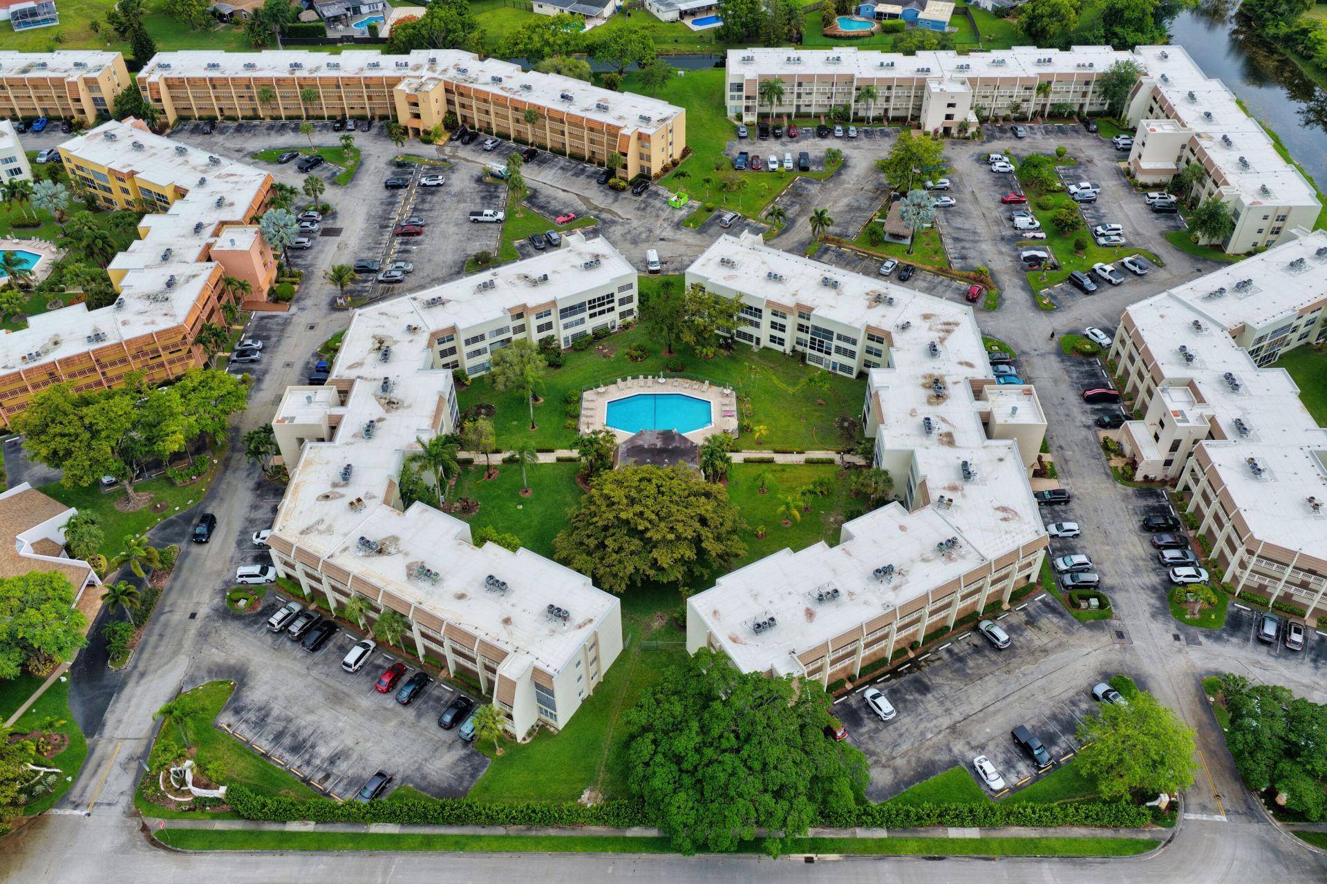 6670 Royal Palm Boulevard, Unit 314k, Margate, FL 33063 Photo