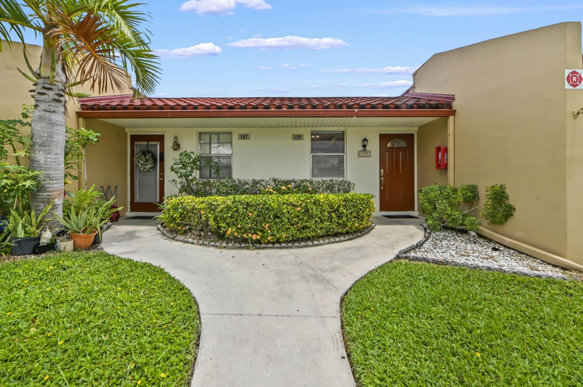 109 Lake Barbara Drive, West Palm Beach, FL 33411 Main Photo