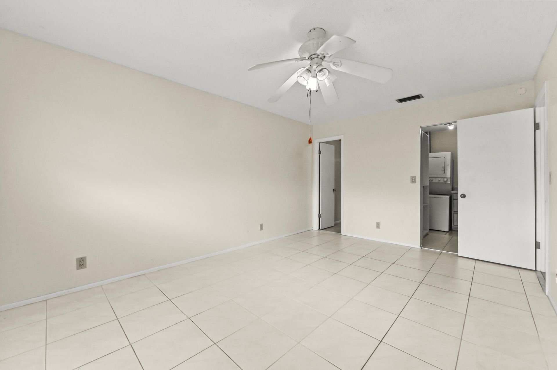 109 Lake Barbara Drive, West Palm Beach, FL 33411 Photo