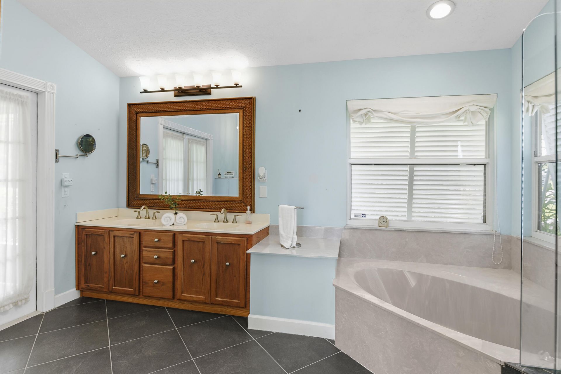 4240 SE Happy Lane, Stuart, FL 34997 Photo