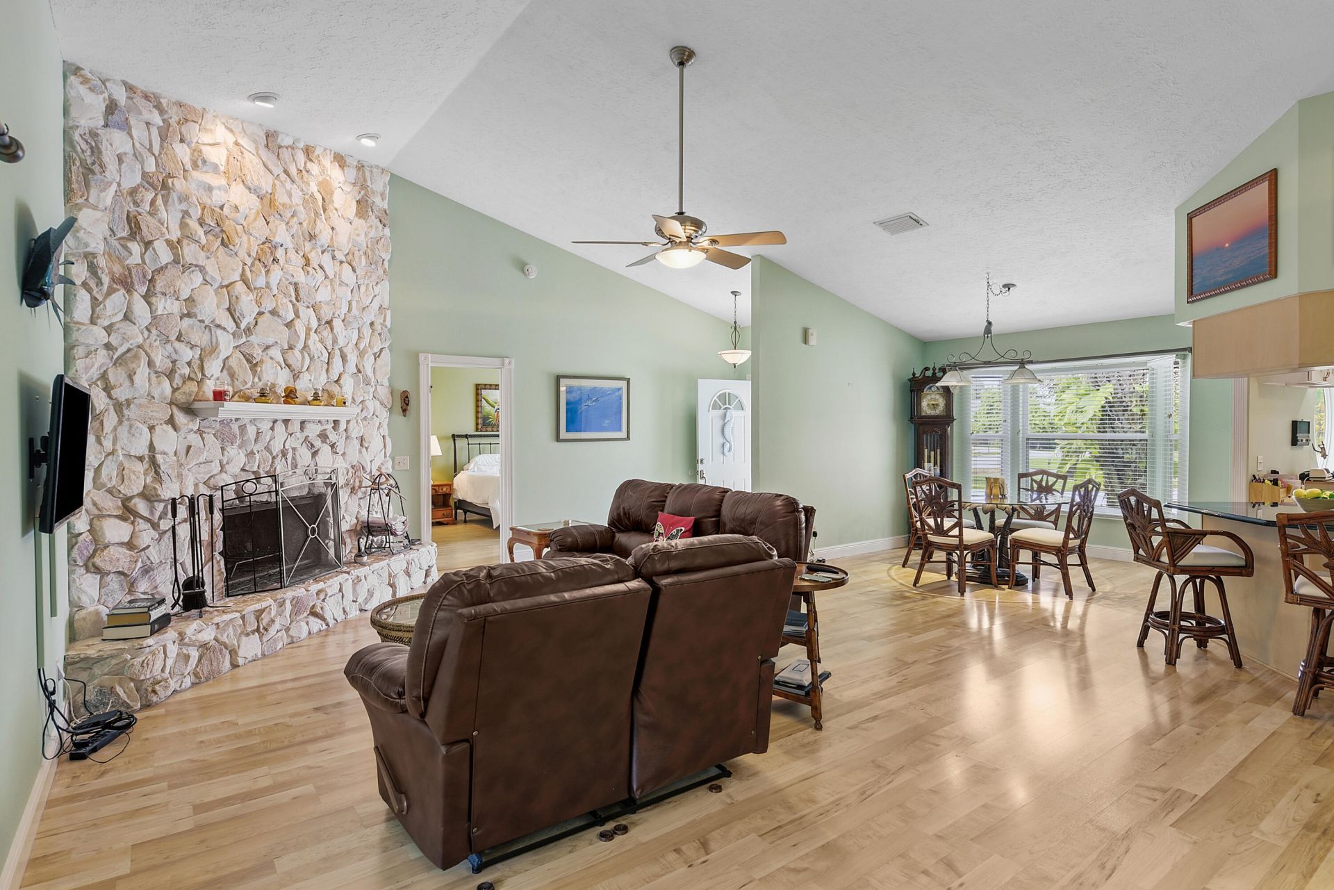 4240 SE Happy Lane, Stuart, FL 34997 Photo