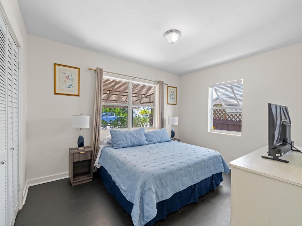 1615 N Lakeside Drive, Lake Worth Beach, FL 33460 Photo
