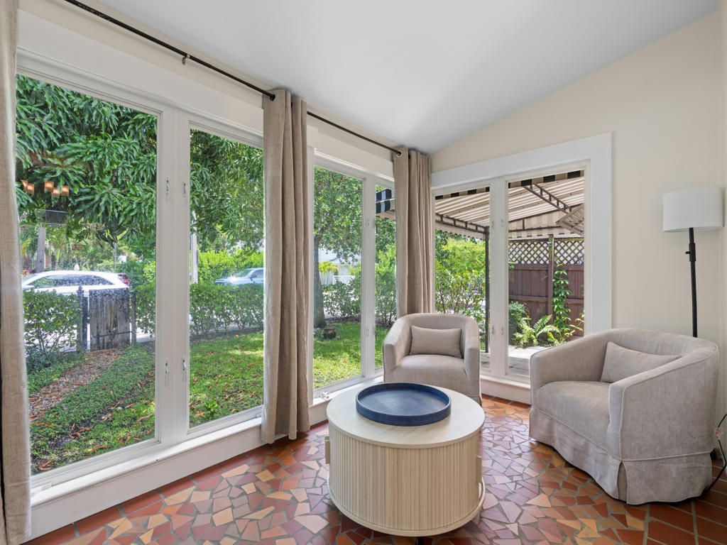 1615 N Lakeside Drive, Lake Worth Beach, FL 33460 Photo