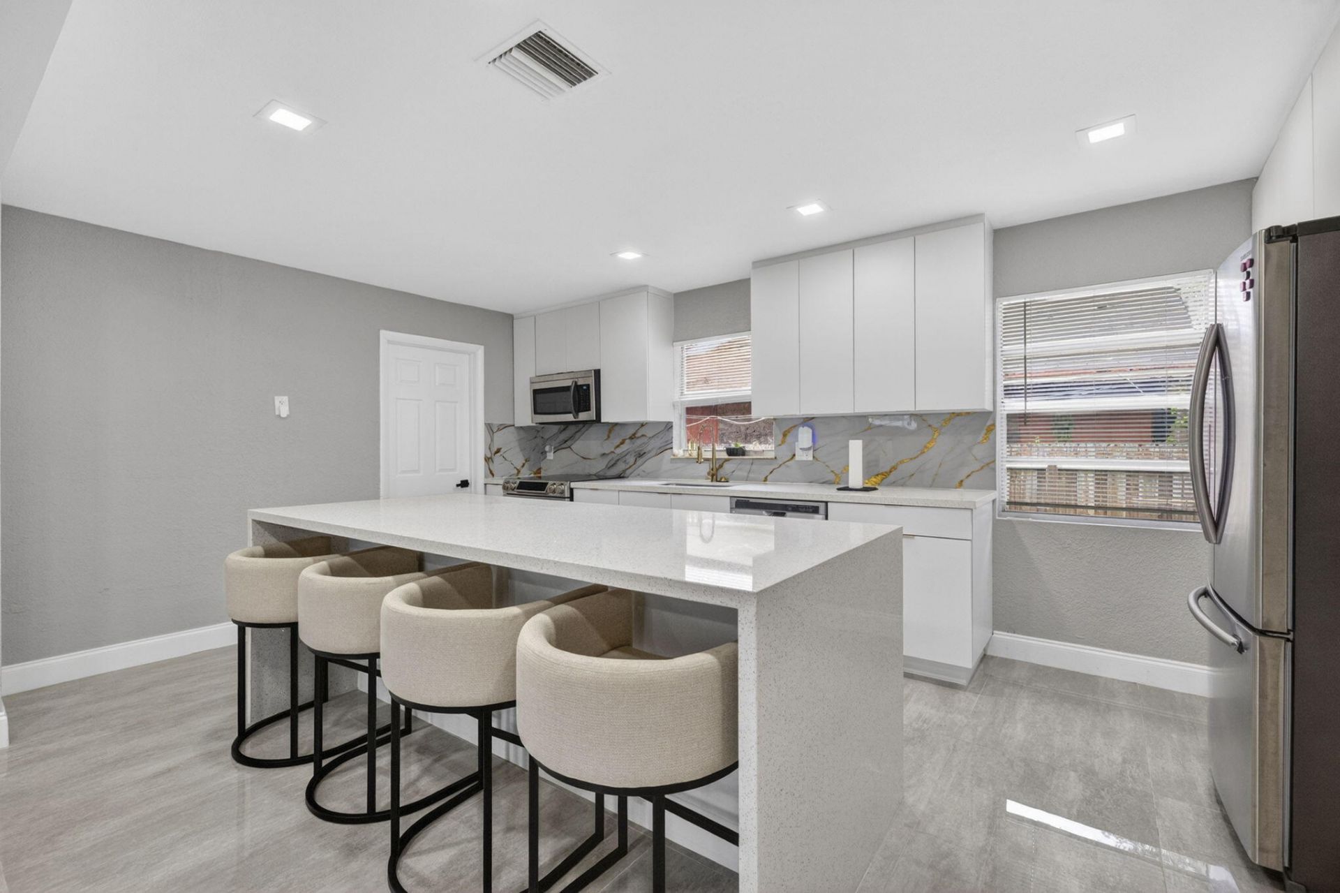 800 NW 6th Avenue, Pompano Beach, FL 33060 Photo