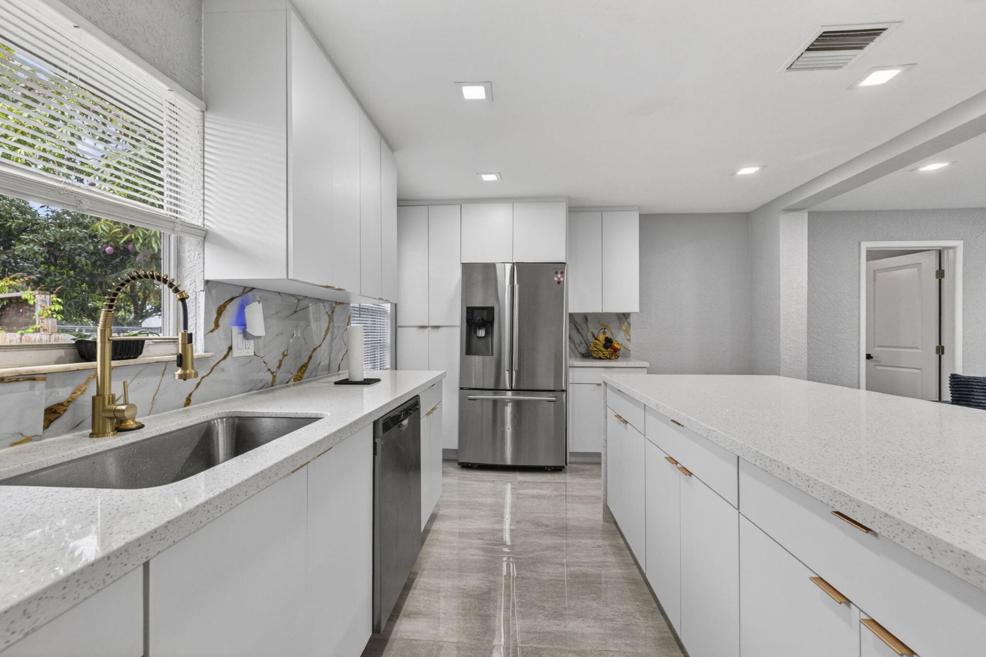 800 NW 6th Avenue, Pompano Beach, FL 33060 Photo