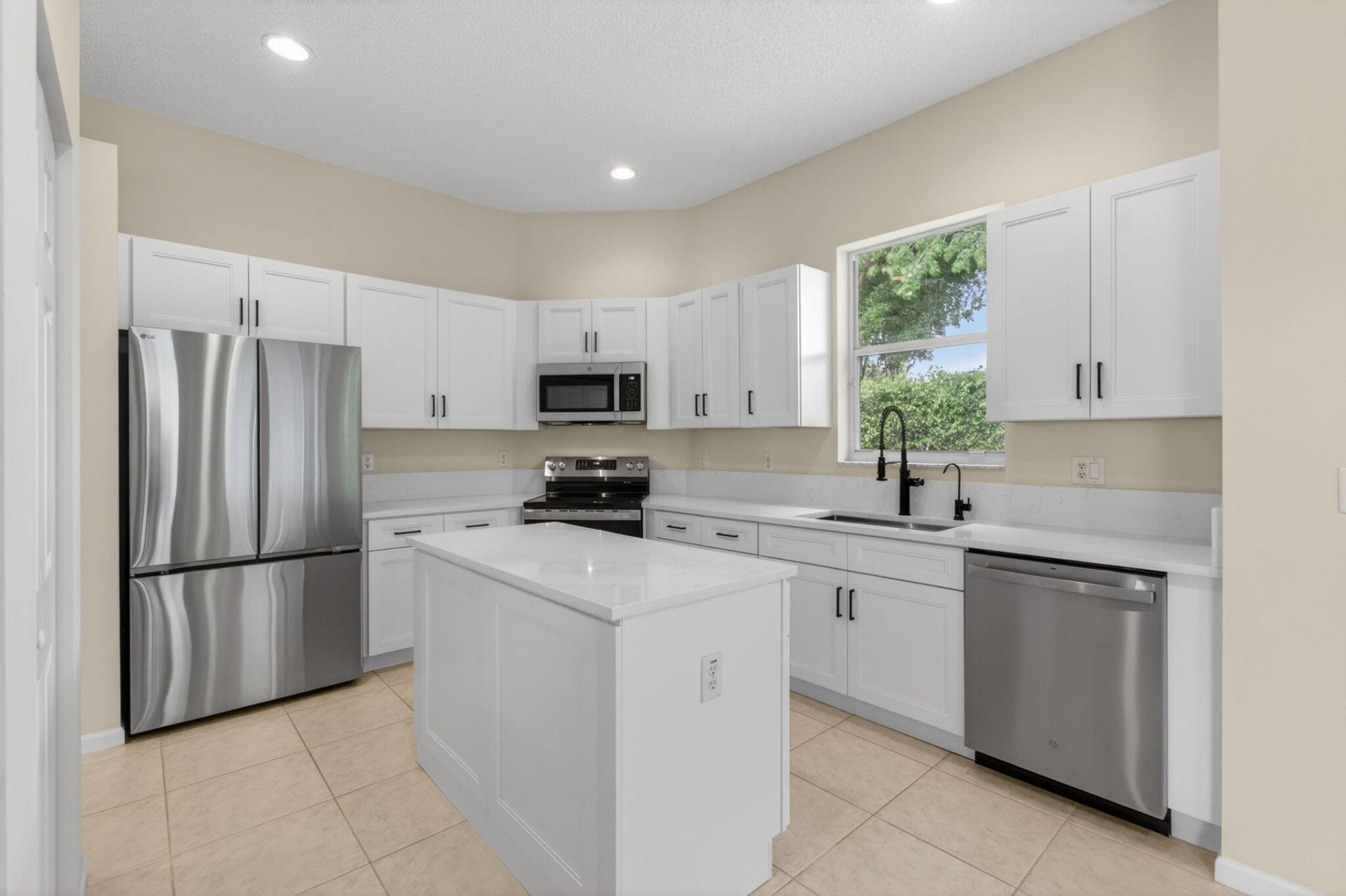 6594 Jog Palm Drive, Boynton Beach, FL 33437 Photo